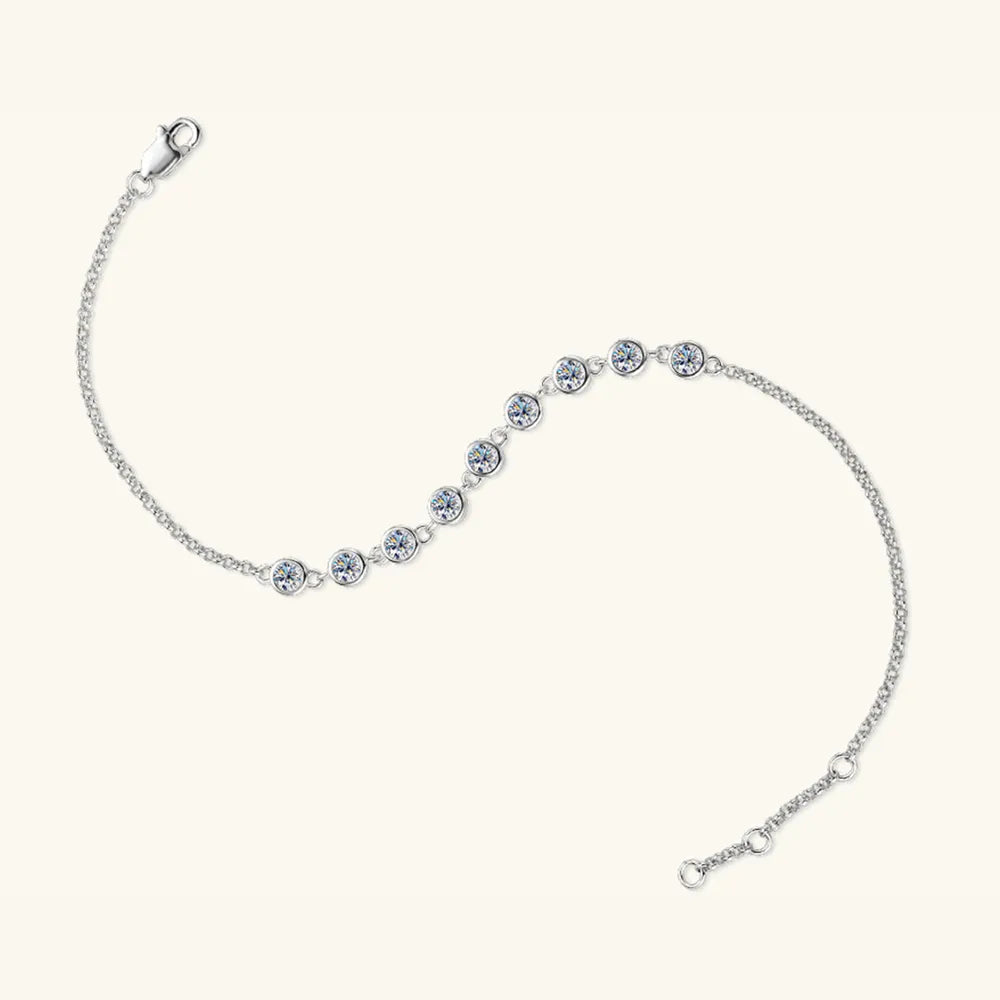 Elegant Blue Gemstone Hand Chain