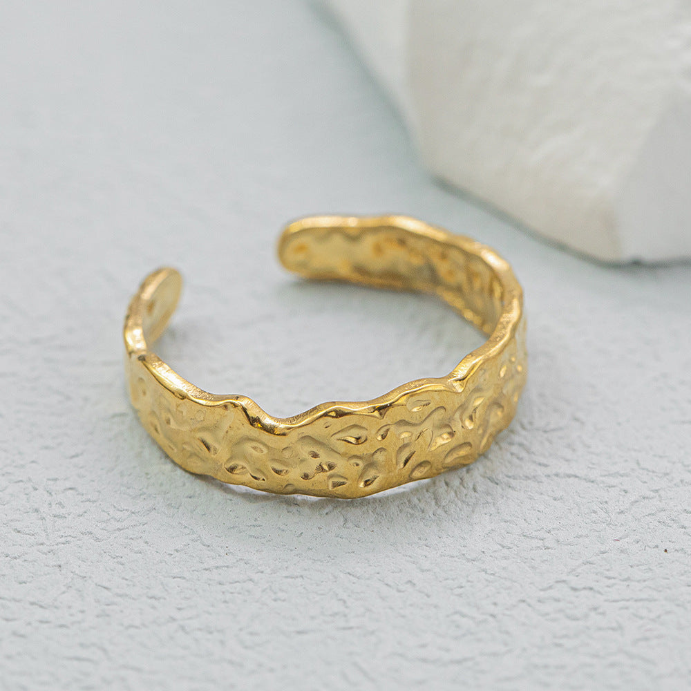 Uneven magma surface curved pipe niche design versatile and atmospheric ancient method opening unisex jewelry