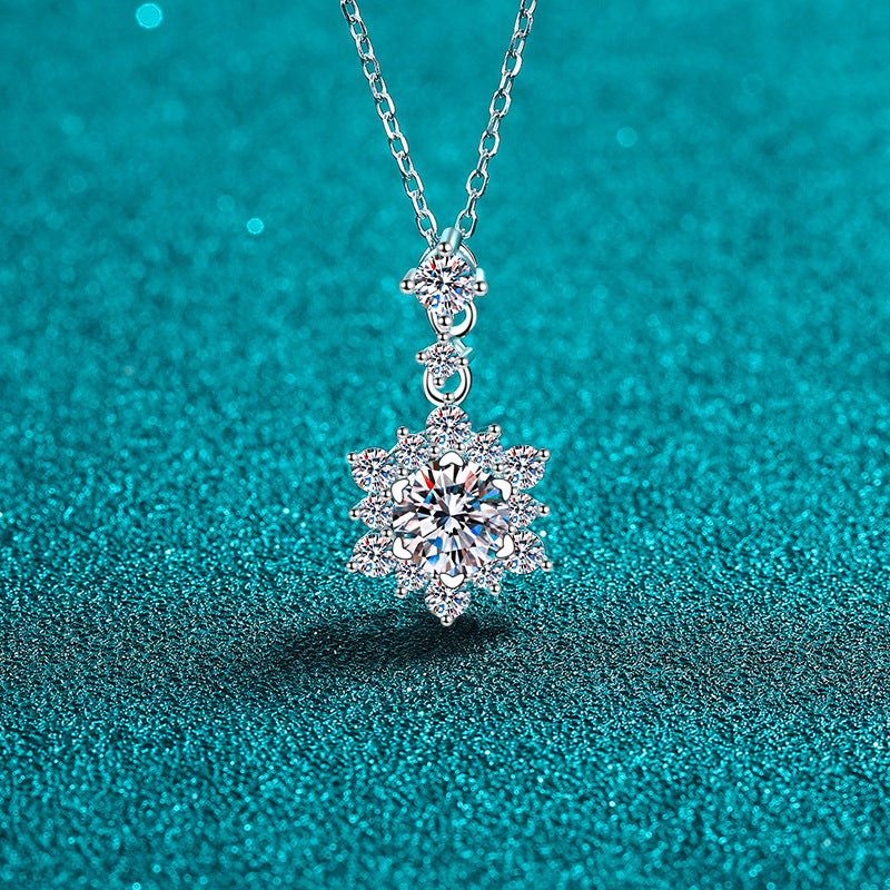 Elegant Crystal Pendant Necklace