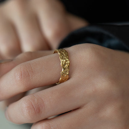 Uneven magma surface curved pipe niche design versatile and atmospheric ancient method opening unisex jewelry