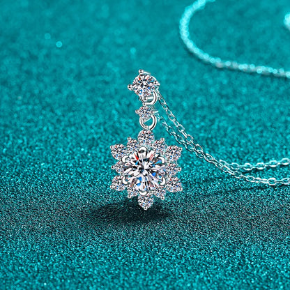 Elegant Crystal Pendant Necklace